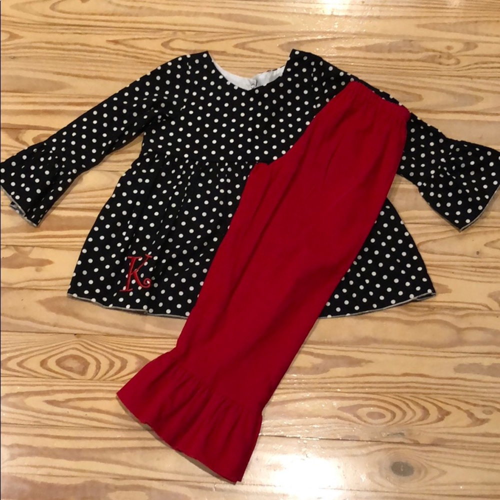 Girls 2 Piece Set ❤️